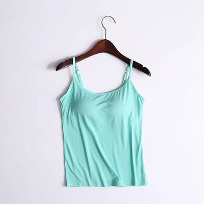<p>🔥2 IN 1🔥<br />Tank With Built-In Bra</p>
